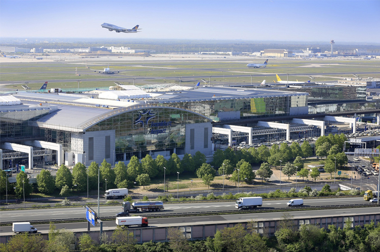 Frankfurt_Airport_Terminal_2